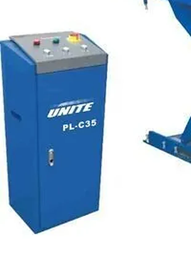 Elevador Tijera Largo 5500 kg - Con Kit De Alineación — Gabinete de control